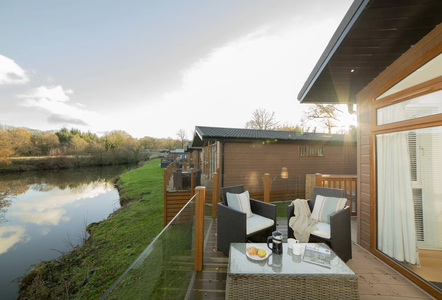 Waters Edge Lodge - Exterior view