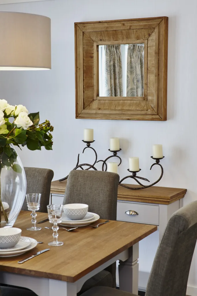 The Muskoka lodge, dining room