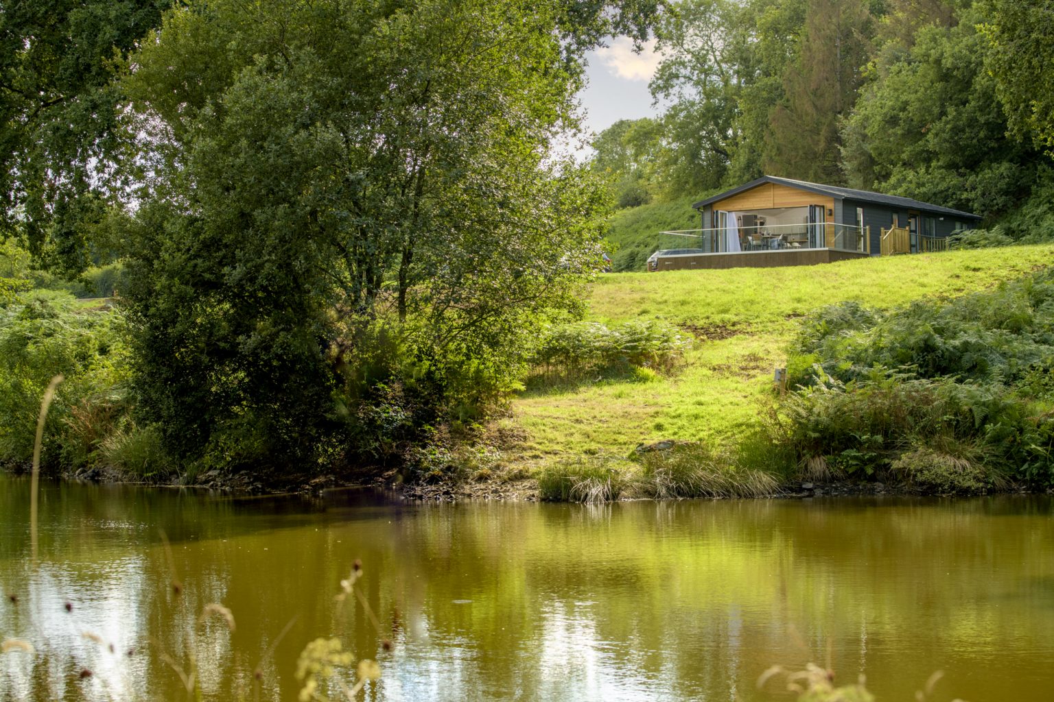 Luxury Holiday Lodges & Hotel in Devon Lakeview Manor